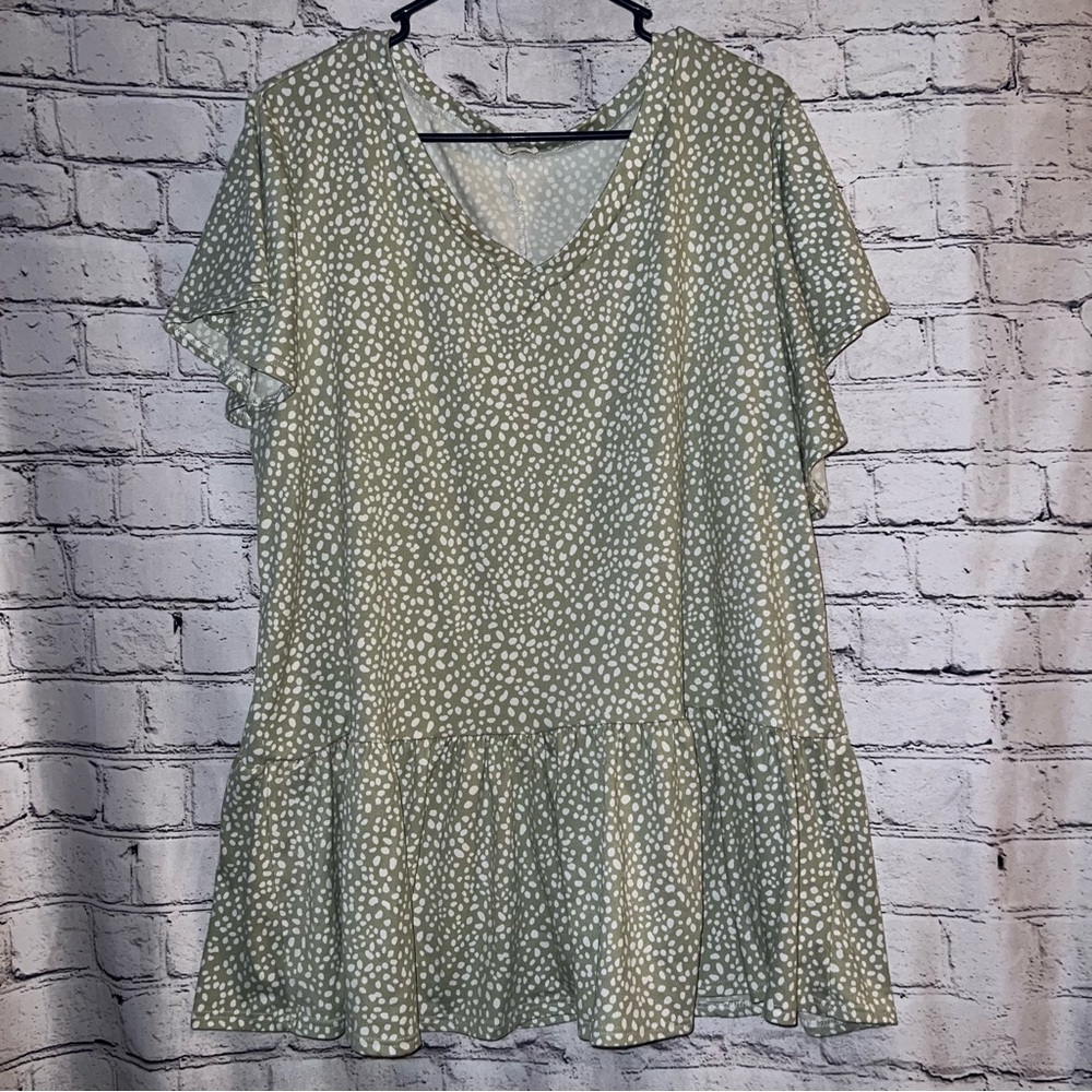 Blumin Apparel‎ Boutique Brand Peplum Top Plus Size 3XL